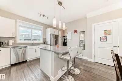 Interior photo 2 of 2125 24 ST NW