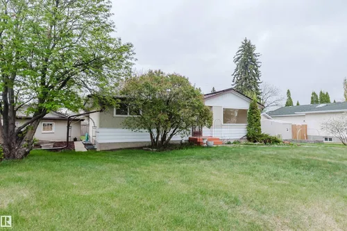 8311 160 ST NW, Edmonton - $449,900