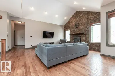 Interior photo 3 of 53404 RGE ROAD 11