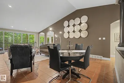 Interior photo 3 of 129 53226 RGE ROAD 261