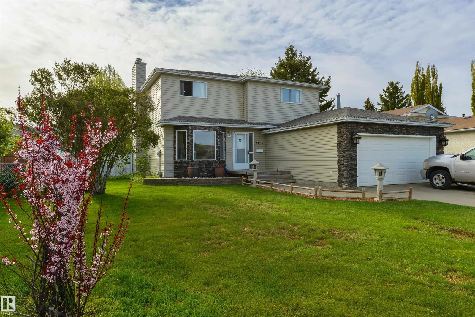 4012 44 AV, Stony Plain - 4 bedroom Detached Single Family for sale