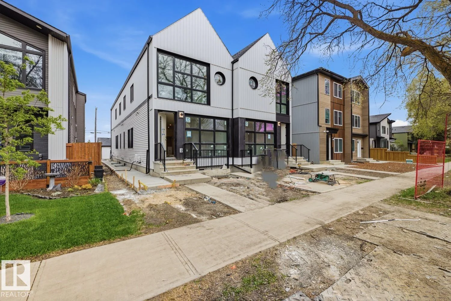 11327 122 ST NW, Edmonton - 3 bedroom Quadruplex for sale
