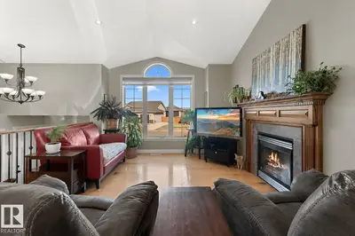 Interior photo 1 of 4917 59 AV