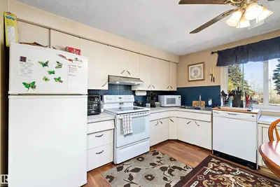 Interior photo 3 of 55532 RGE ROAD 250