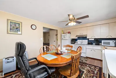 Interior photo 2 of 55532 RGE ROAD 250