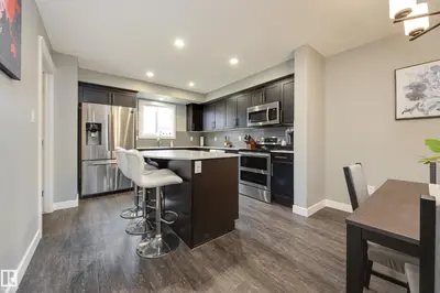 Interior photo 3 of 2079 DESROCHERS DR SW