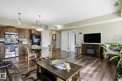 Interior photo 4 of #208 4922 52 ST