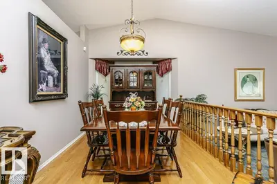 Interior photo 4 of 15 Lachambre PL