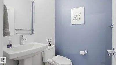 Interior photo 4 of 7215 CHIVERS PL SW