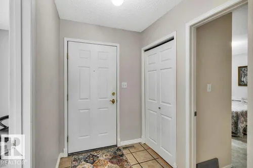 8146 27 AV NW, Edmonton - $324,900