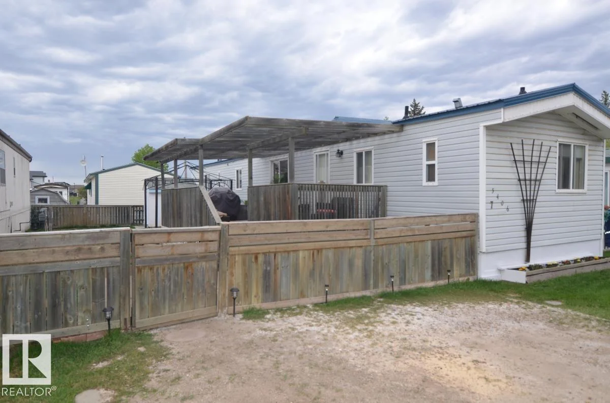 #7 5406 52 ST, Tofield - 3 bedroom Single Family Residence for sale