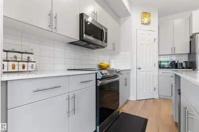 Interior photo 4 of 22614 99A AV NW