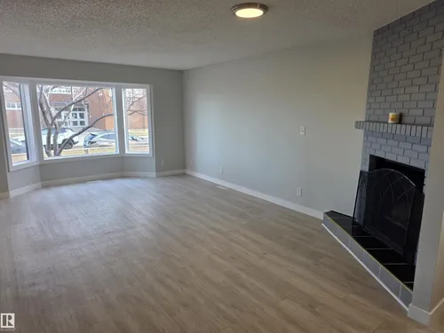 12430 85 ST NW, Edmonton - $219,900