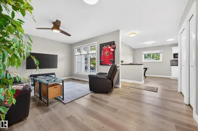 Interior photo 2 of 3412 142 AV NW