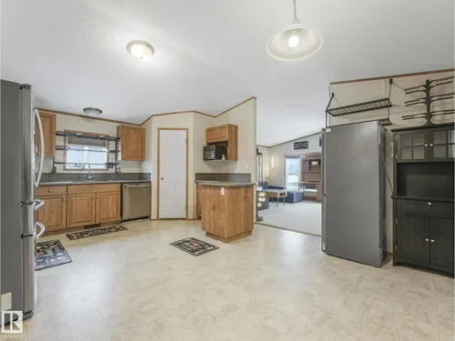 1634 66 Ave - Maple Ridge MH PA NW, Edmonton - $159,000
