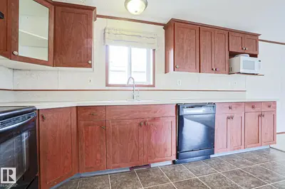 Interior photo 2 of 236 Oakwood DR NW
