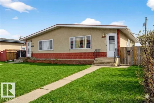 13111 82 ST NW, Edmonton - $379,900