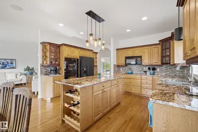 Interior photo 4 of #139 52304 RGE ROAD 233 RD