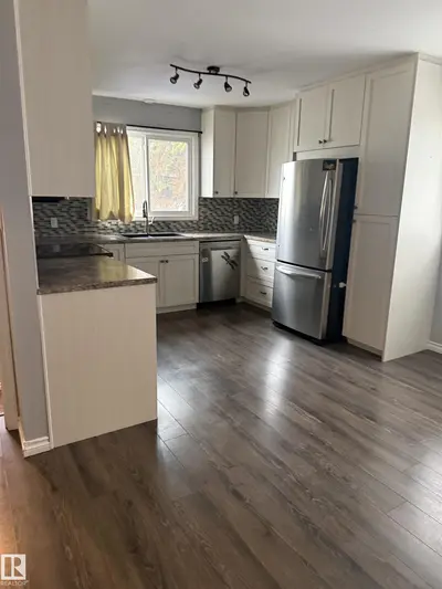 Interior photo 2 of 5307 48 ST