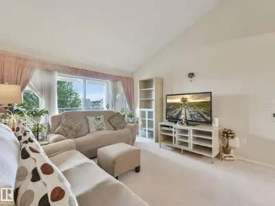 Interior photo 2 of #407 8942 156 ST NW