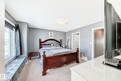 Interior photo 3 of 259 ROBINSON DR