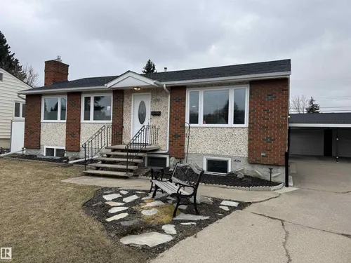 11948 132 ST NW, Edmonton - $495,000