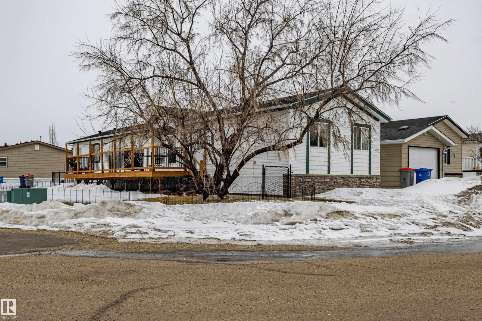 1529 Range Road 272 Rural Parkland County, Alberta N, Rural Parkland County - 4 bedroom Single Family Residence for sale