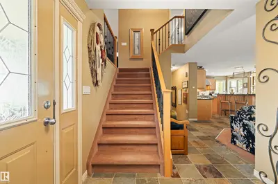 Interior photo 2 of 527 HUNTERS GREEN GR NW
