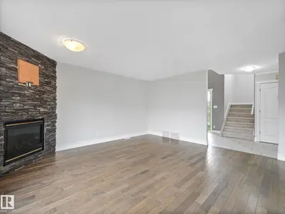 Interior photo 4 of 173 CASTLE DR NW