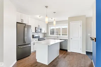 Interior photo 2 of 2241 PRICE LN SW