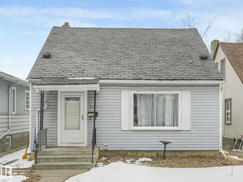 11729 86 ST NW, Edmonton - $240,000