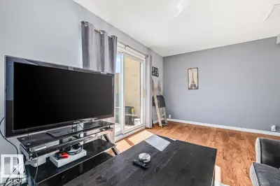 Interior photo 3 of 260 WOODBRIDGE WY