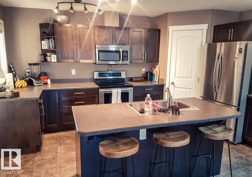 12246 103 ST NW NW, Edmonton - $399,900