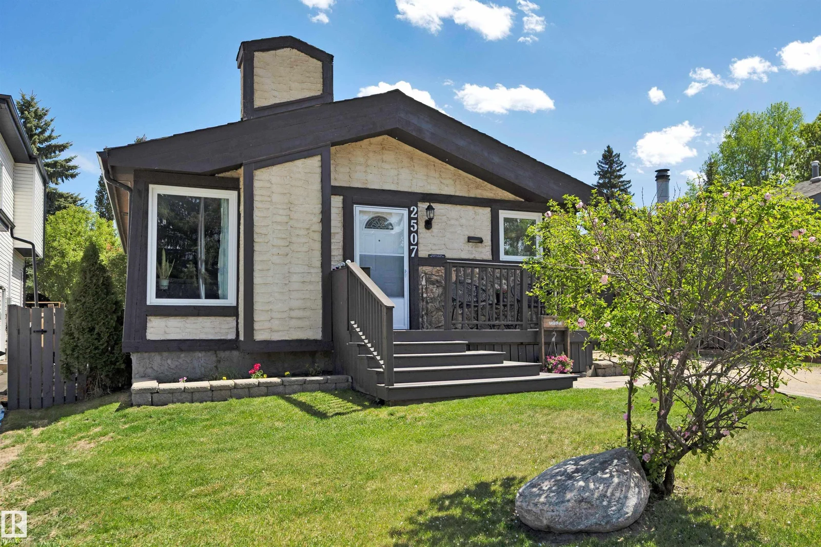 2507 49A ST NW, Edmonton - 4 bedroom Detached Single Family for sale