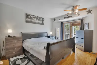 Interior photo 4 of 2507 49A ST NW