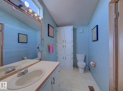 Interior photo 3 of 534034 RR182