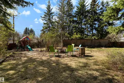 Interior photo 4 of 8 GARLAND PL