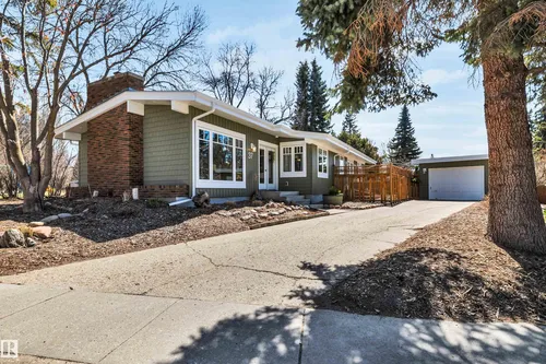 37 GLENMORE CR, St. Albert - $649,000