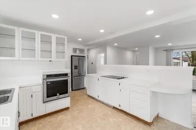 Interior photo 3 of 5628 140A AV NW