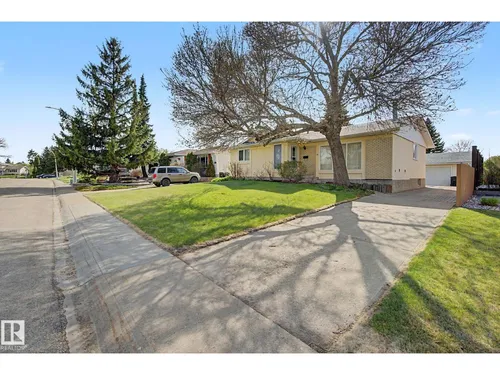 42 HAWKINS CR, Sherwood Park - $520,000