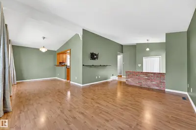 Interior photo 3 of 1017 McDermid DR