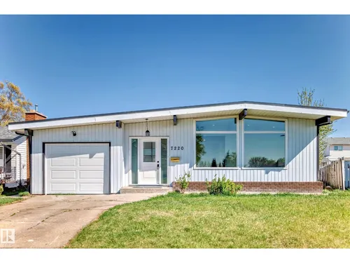 7220 152a Ave NW, Edmonton - $440,000
