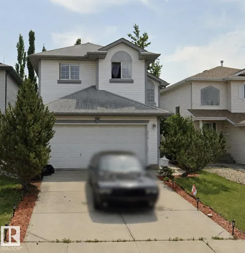 4019 37 AV NW, Edmonton - $419,000