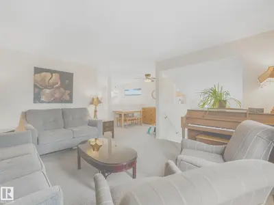 Interior photo 4 of 373 KIRKPATRICK CR NW