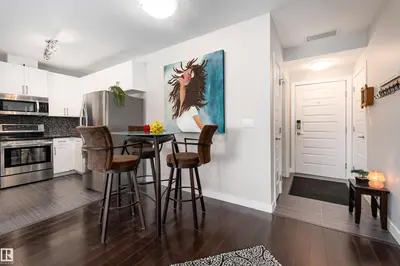Interior photo 4 of #224 5151 WINDERMERE BV SW