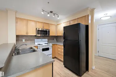 Interior photo 4 of #308 9938 104 ST NW