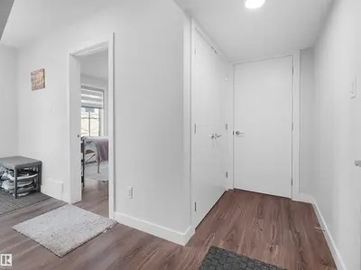 Interior photo 2 of #39 1051 GRAYDON HILL BV SW