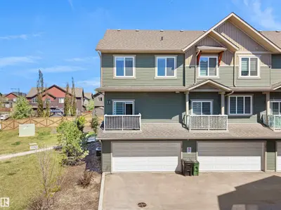 Interior photo 1 of #39 1051 GRAYDON HILL BV SW
