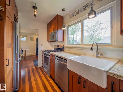 Interior photo 2 of 11314 68 ST NW