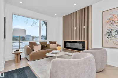 Interior photo 2 of 9624 86 ST NW